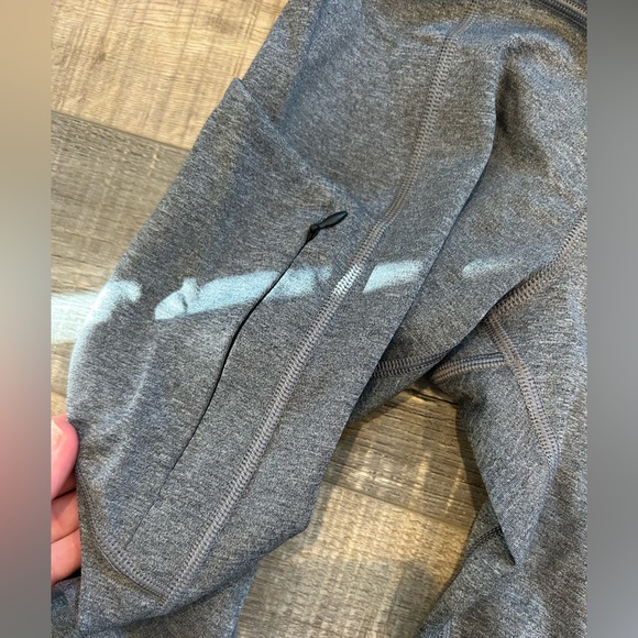 Athleta gray Rainer tight - Picture 2 of 4
